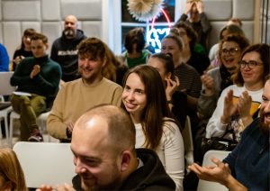 Warsztaty impro jako metoda integracji zespołu